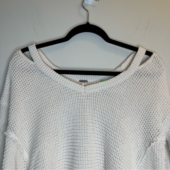 Free People Sweater Womens SP Cream Moonshine Waffle Knit Cold Shoulder V Neck - Picture 4 of 7